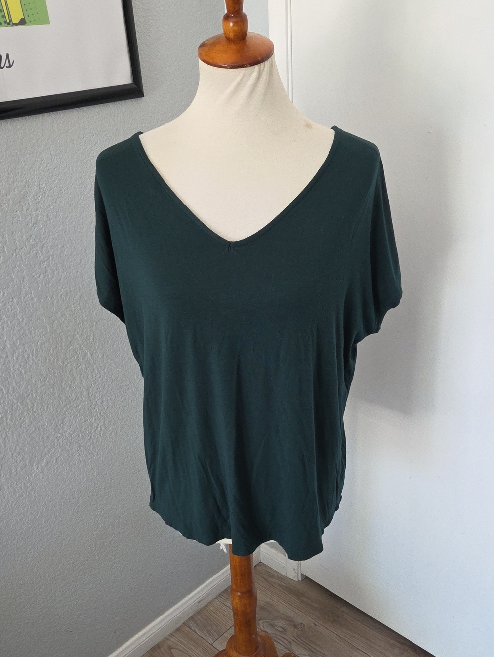 Women's Deep Green V-Neck Top Large